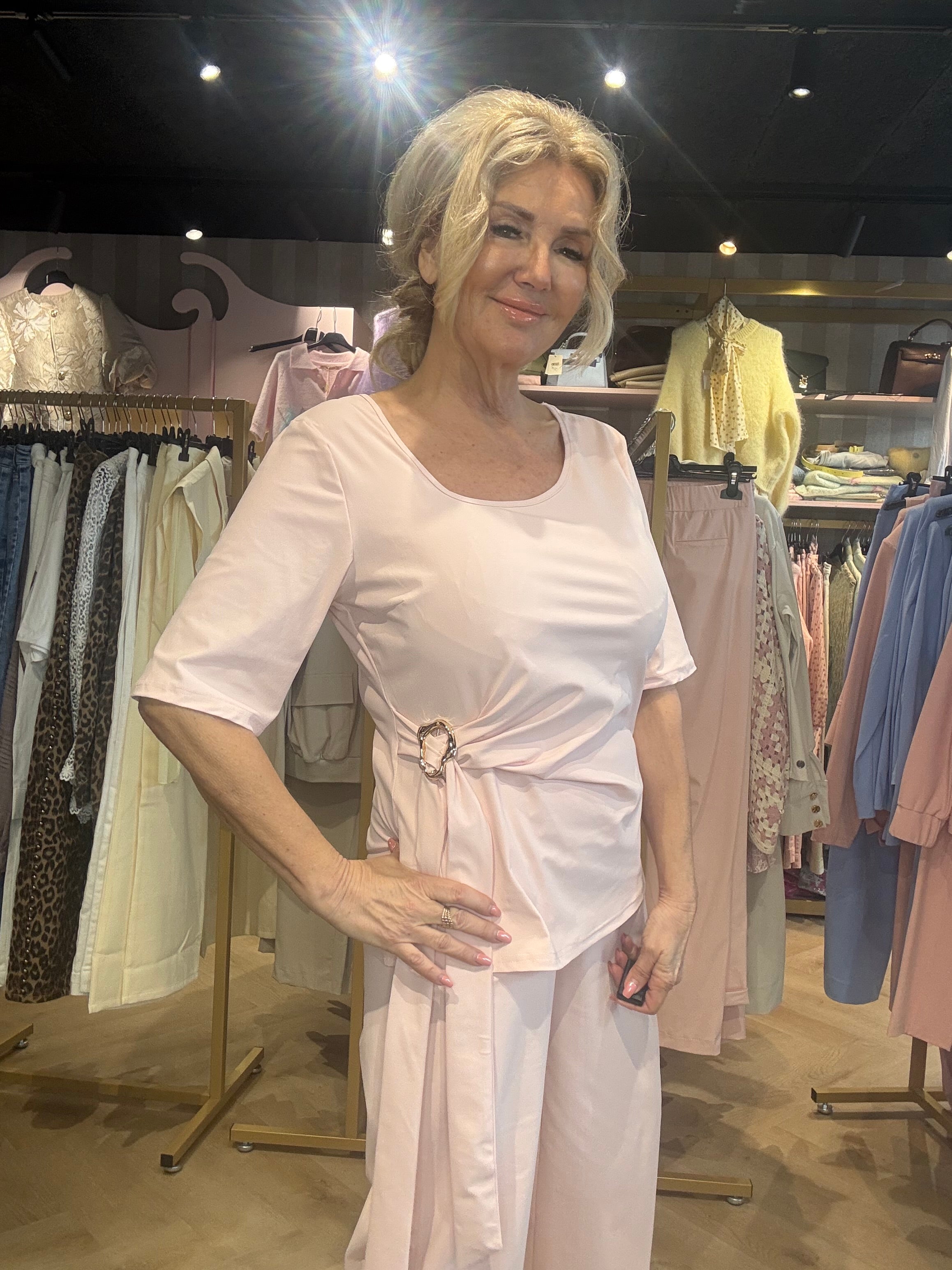 Triple Nine Top TP6944 Powder pink met Strik